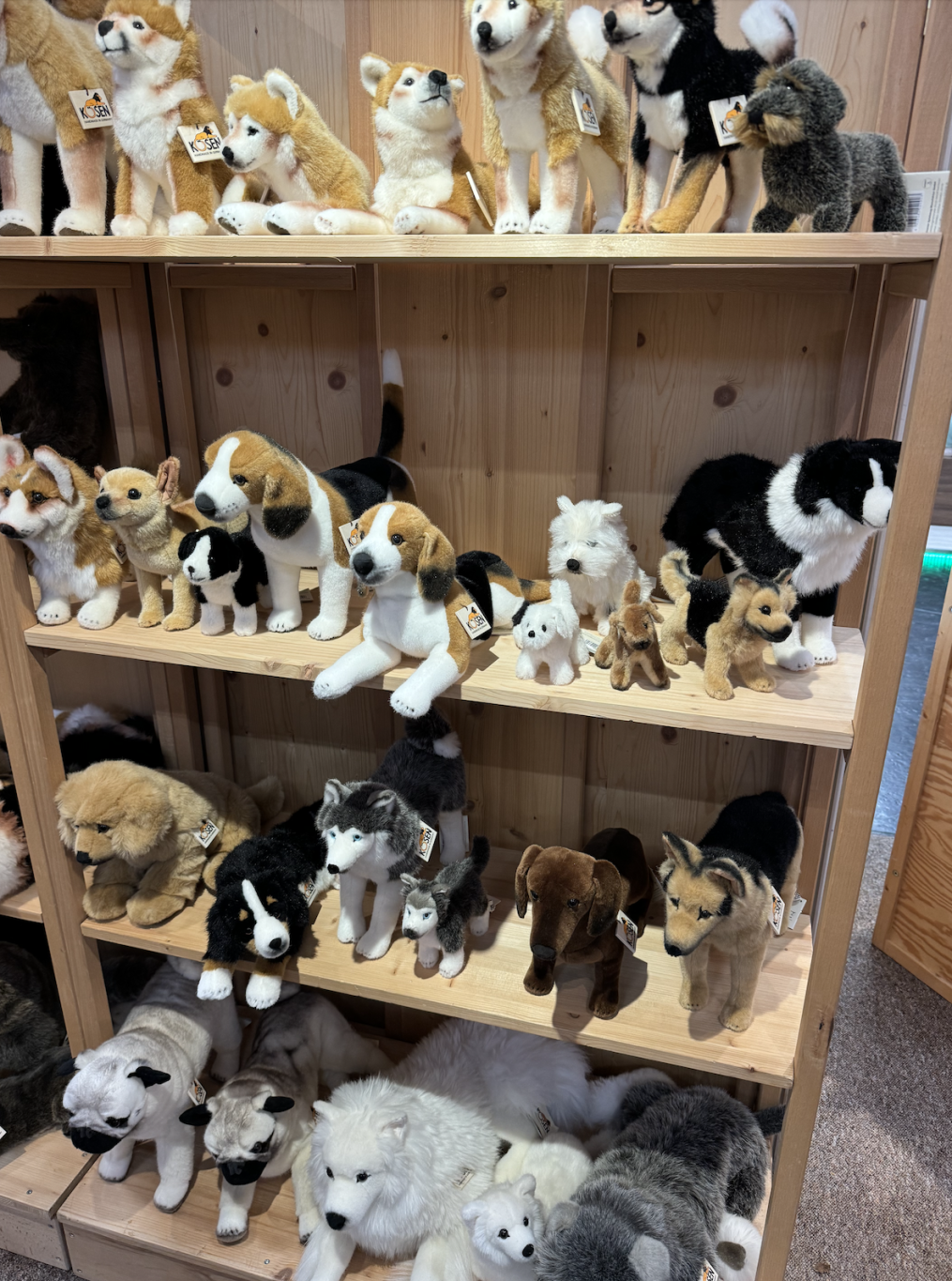 Manola & Carlotta loving the Nuremberg Toy Fair !