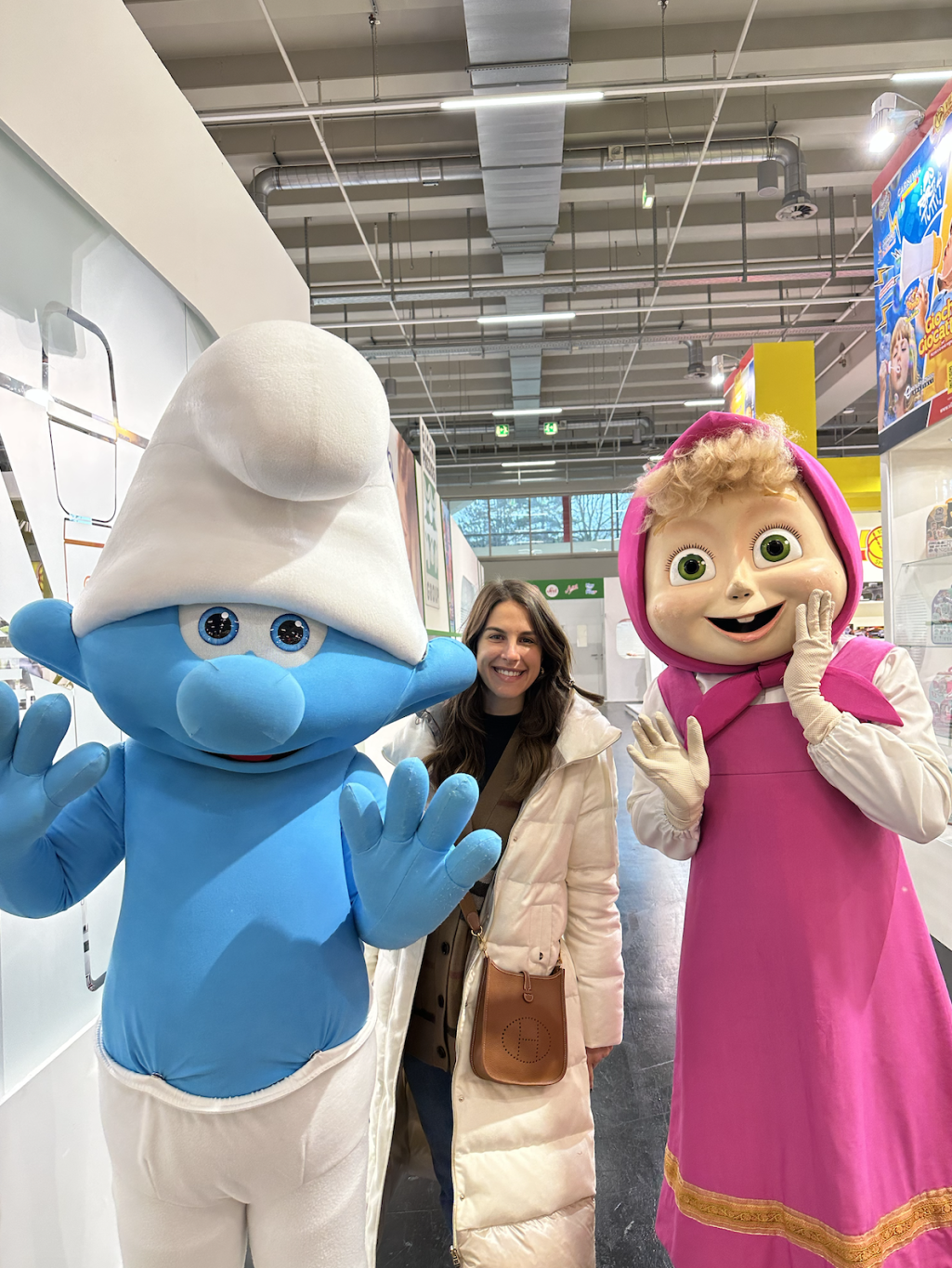 Manola & Carlotta loving the Nuremberg Toy Fair !