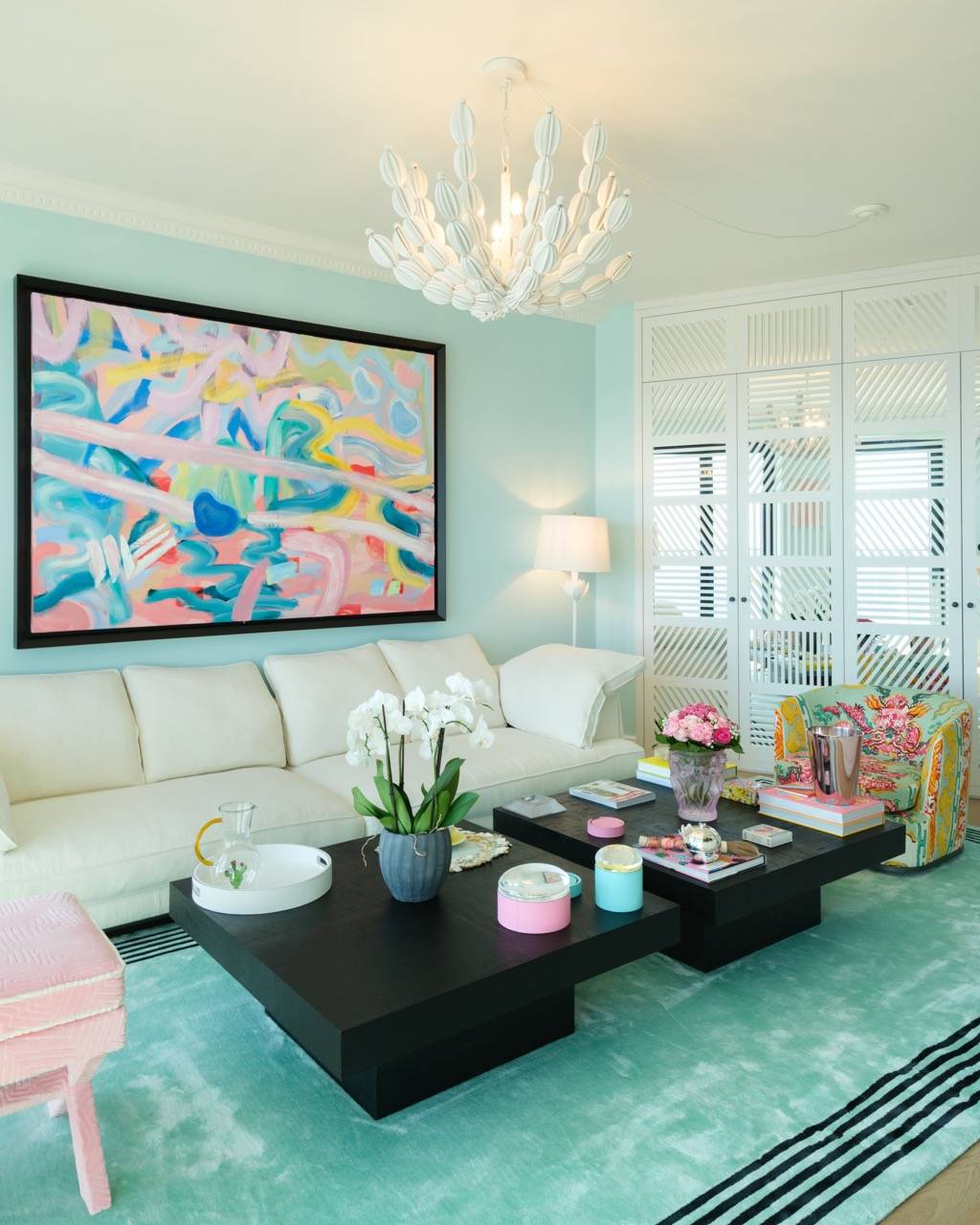 Contemporary Colorful Apartment